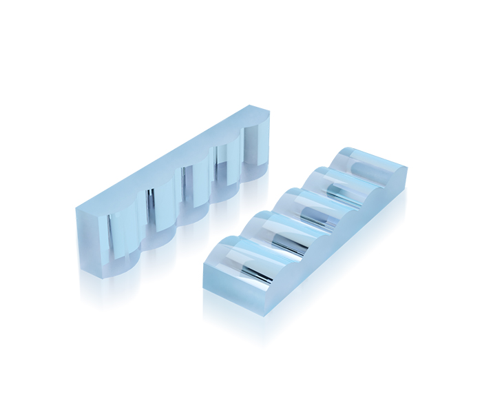 Slow-Axis Collimation Lens Arrays (SACA)